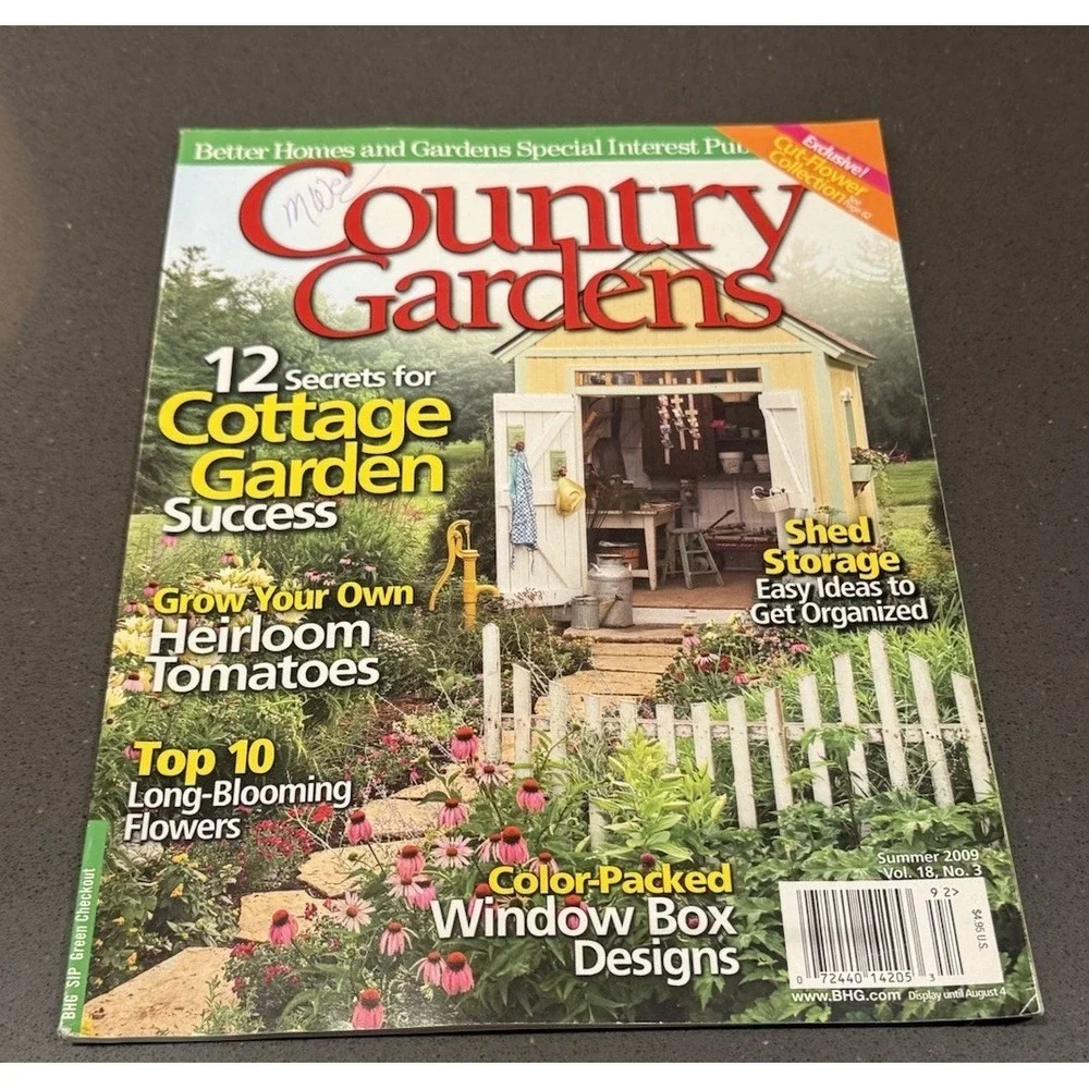 Lot of 6 COUNTRY GARDENS Magazines 2009-2011 Smoke Free Home EUC Lot G
